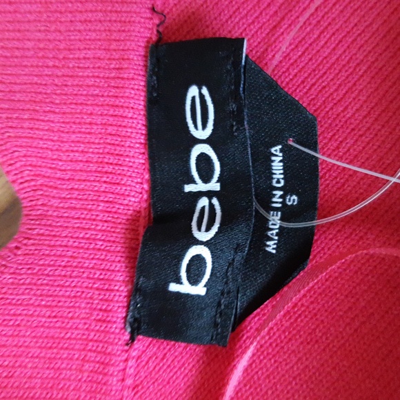 (M)🔥Bebe🔥Lia Pink Scalloped Top and Skirt Set🎀 - Picture 7 of 10